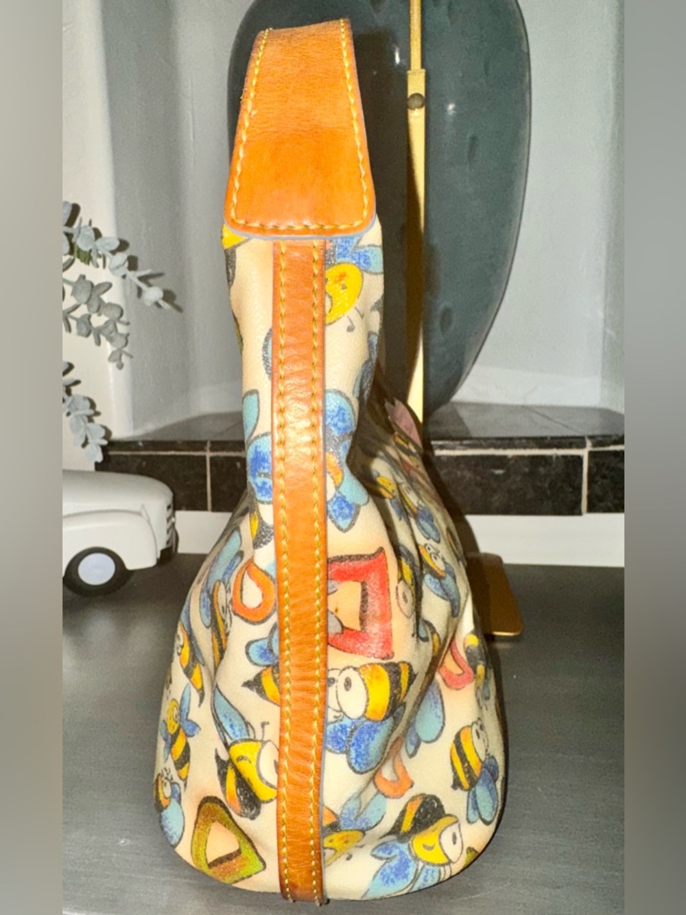 Dooney & Bourke Bee Print Hobo Bag with Rainbow Zipper & Pink Heart Y2K EUC - Picture 7 of 16